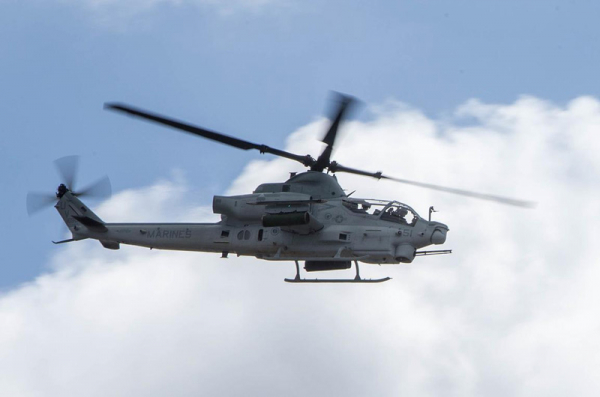Čeští piloti z Náměště nad Oslavou mají za sebou první lety na nových strojích UH-1Y Venom a AH-1Z Viper